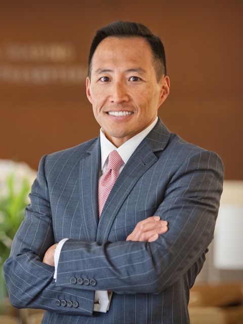 Dr. Robert Min